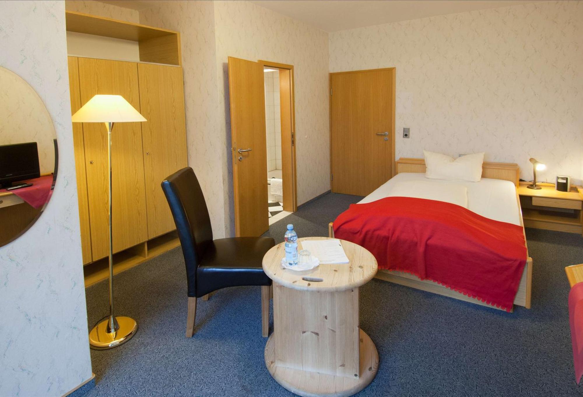 Hotel Garni Am Goetheplatz Bad Münster am Stein-Ebernburg الغرفة الصورة