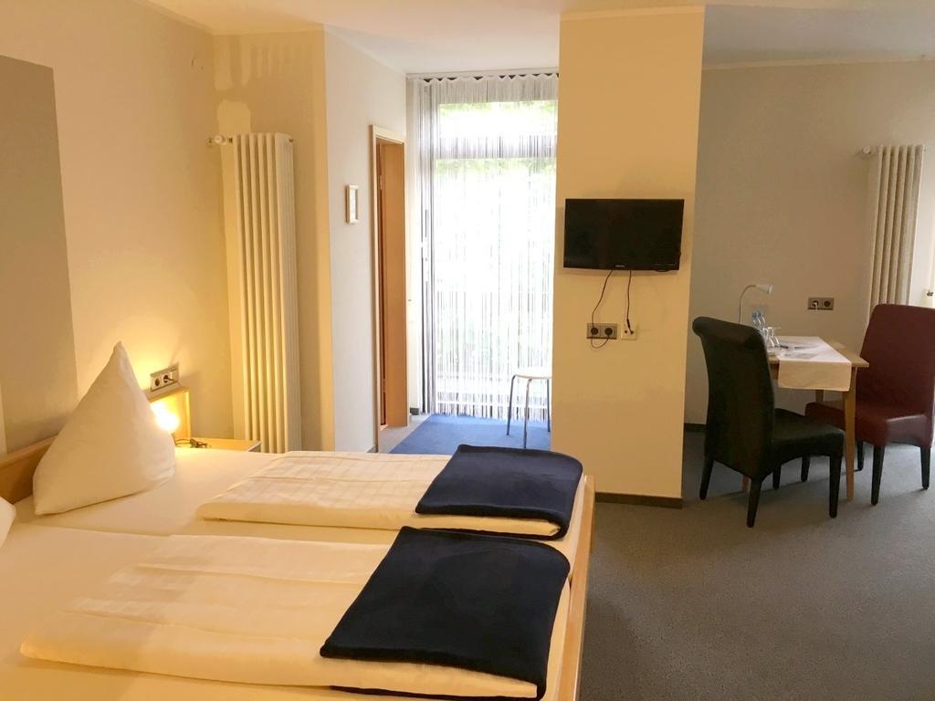 Hotel Garni Am Goetheplatz Bad Münster am Stein-Ebernburg المظهر الخارجي الصورة